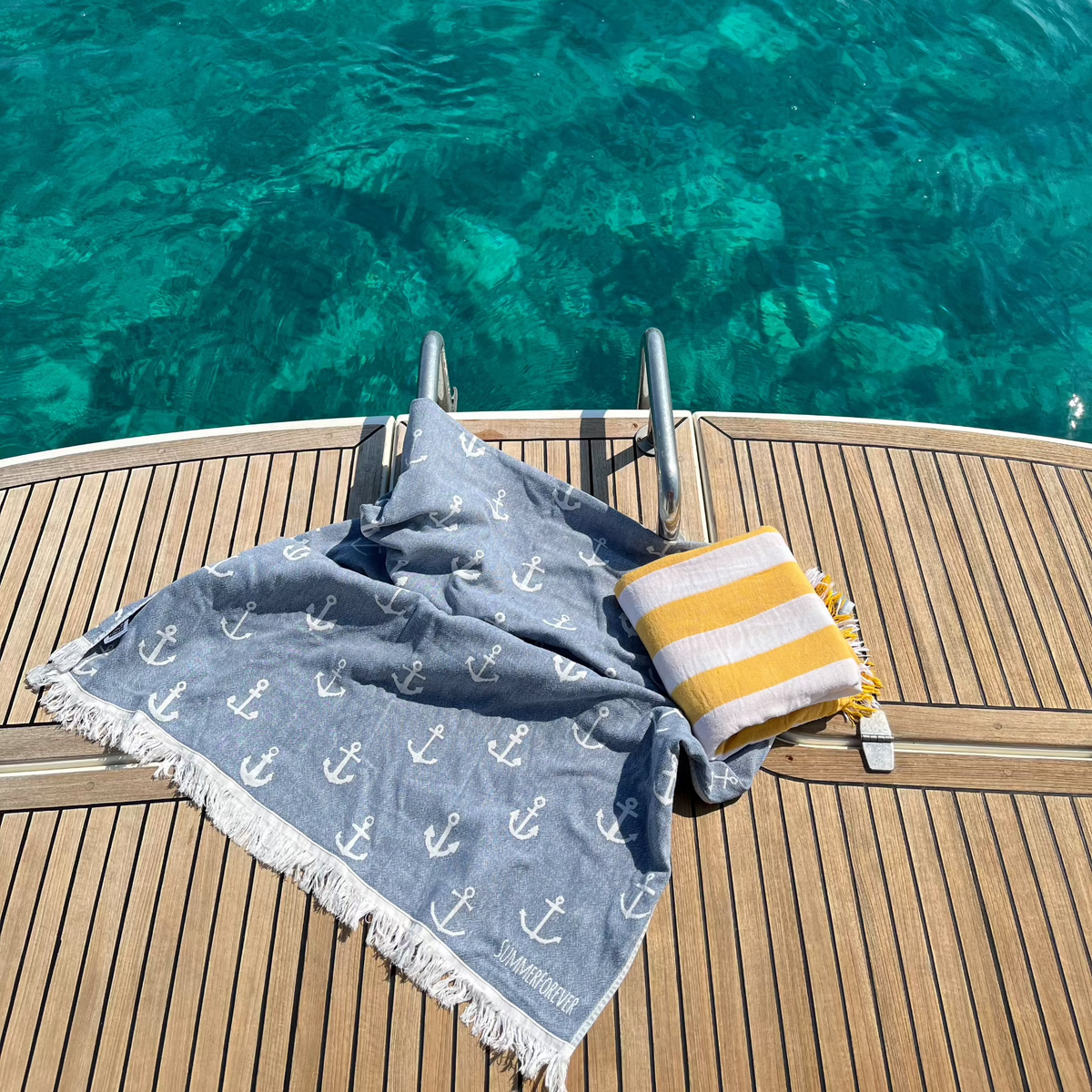 Anchors Turkish Beach Towel 240gsm Reversible Navy