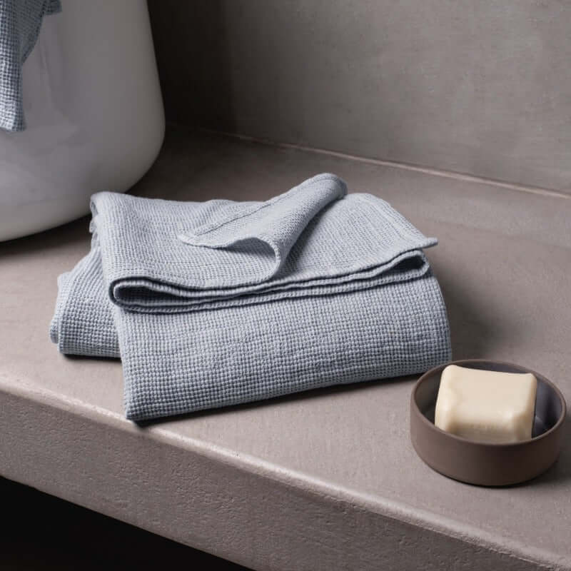 Waffle Towel, Suri